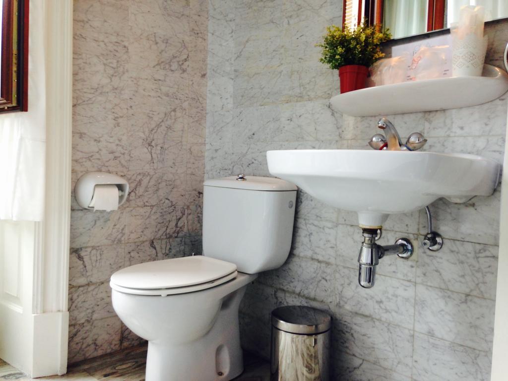 Hotel Olajauregi Дуранго Стая снимка